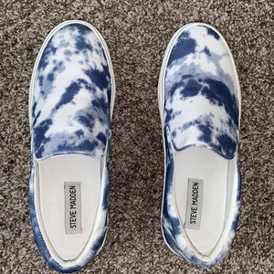 Steve Madden blue and white tie dye sneakers.